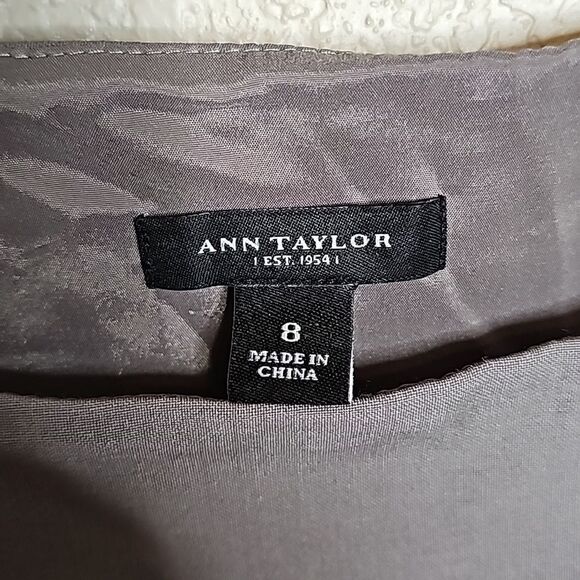 Ann Taylor 8 Stretch Wool Suiting Dress Gray boatneck Sheath - Picture 5 of 8